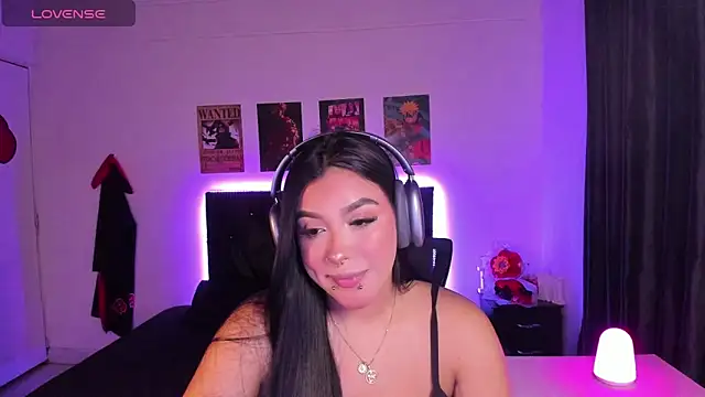 Mariana Hasper  online show from November 7, 2025, 6:57 am