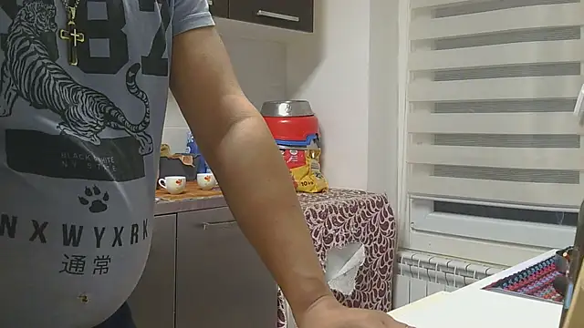 Snapshot of couplemilf2 chatting on November 24, 2025, 7:57 pm couplemilf2 online show from November 24, 2025, 7:57 pm