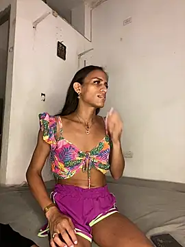 AlexaWarner online show from May 26, 2026, 1:12 am