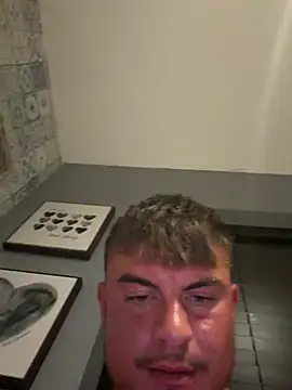 sexyboi228 online show from July 29, 2026, 9:13 pm