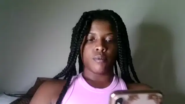 Snapshot of CaramelGoddessxoxo chatting on July 23, 2026, 2:20 am CaramelGoddessxoxo online show from July 23, 2026, 2:20 am