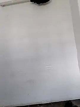 yungbigd online show from October 17, 2025, 11:57 am