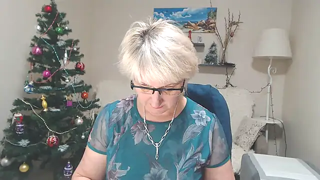 FleurMays online show from December 21, 2024, 12:38 pm