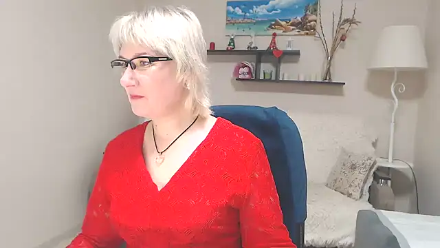 FleurMays online show from February 3, 2025, 5:18 am