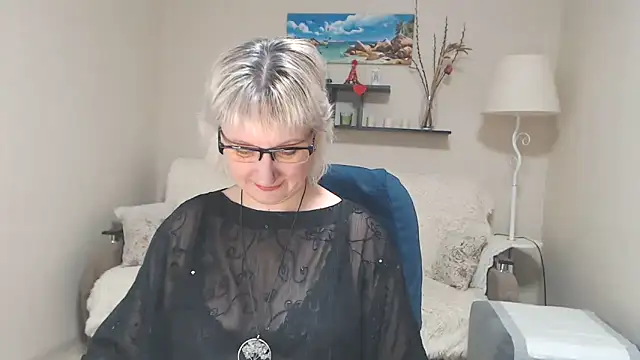 FleurMays online show from February 12, 2025, 12:22 pm