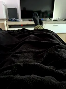 Ben291113 online show from November 17, 2025, 8:09 am