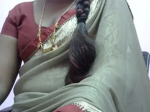 Snapshot of Hot_akshara chatting on November 20, 2025, 5:01 pm Hot akshara online show from November 20, 2025, 5:01 pm