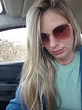 Lydie off online show from March 26, 2026, 1:17 pm