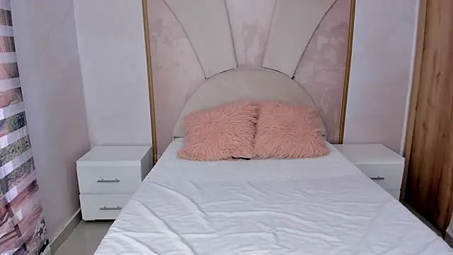 Leah Sweetie online show from February 26, 2025, 5:39 pm