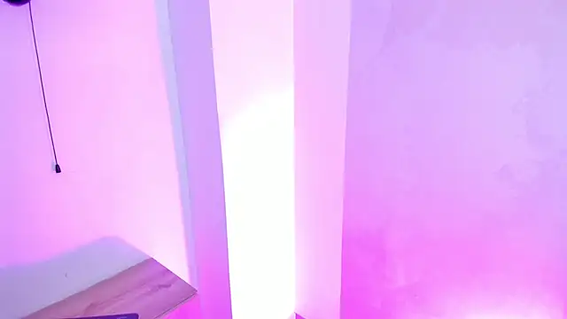 Leah Sweetie online show from February 28, 2025, 2:20 pm