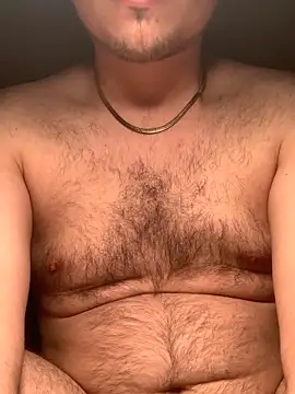 Snapshot of Izzou123 chatting on October 21, 2025, 5:19 am Izzou123 online show from October 21, 2025, 5:19 am