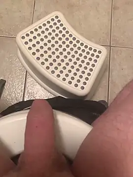 Snapshot of Izzou123 chatting on November 24, 2025, 11:15 pm Izzou123 online show from November 24, 2025, 11:15 pm