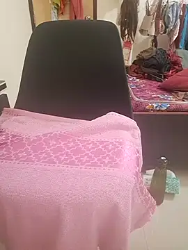 MakeMeCumAhh online show from March 13, 2025, 1:43 am