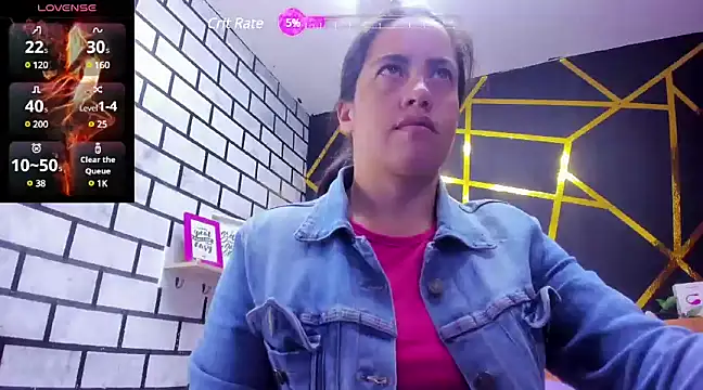 Snapshot of kathina_giraldo chatting on December 28, 2024, 12:56 pm kathina giraldo online show from December 28, 2024, 12:56 pm