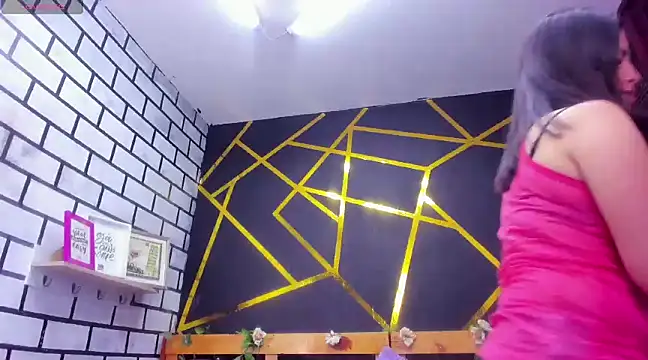 Snapshot of kathina_giraldo chatting on January 9, 2025, 12:41 pm kathina giraldo online show from January 9, 2025, 12:41 pm