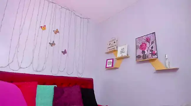 Snapshot of kathina_giraldo chatting on February 20, 2025, 6:46 pm kathina giraldo online show from February 20, 2025, 6:46 pm