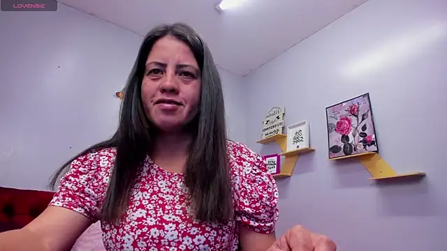 Snapshot of kathina_giraldo chatting on September 16, 2025, 1:23 pm kathina giraldo online show from September 16, 2025, 1:23 pm