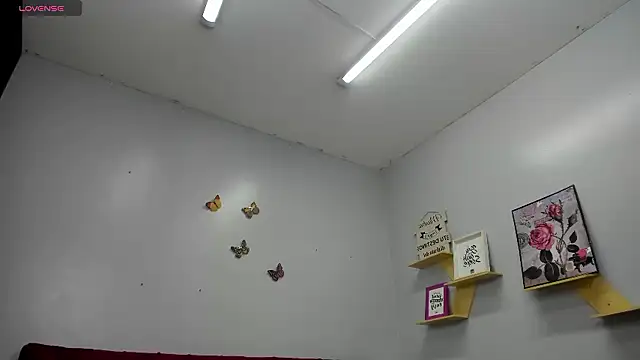 Snapshot of kathina_giraldo chatting on October 17, 2025, 12:41 pm kathina giraldo online show from October 17, 2025, 12:41 pm