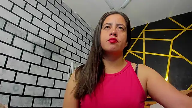 Snapshot of kathina_giraldo chatting on October 21, 2025, 12:50 pm kathina giraldo online show from October 21, 2025, 12:50 pm