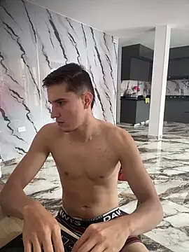 Snapshot of oliver_Lz chatting on November 29, 2025, 7:39 pm oliver Lz online show from November 29, 2025, 7:39 pm