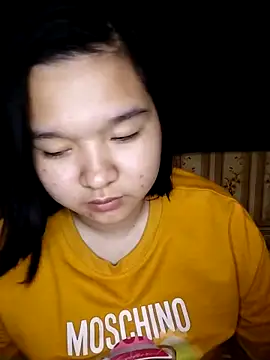 Snapshot of Thomgdee chatting on February 15, 2025, 1:38 pm Thomgdee online show from February 15, 2025, 1:38 pm