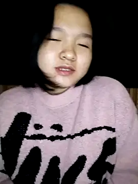 Snapshot of Thomgdee chatting on February 19, 2025, 1:17 pm Thomgdee online show from February 19, 2025, 1:17 pm