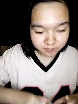 Snapshot of Thomgdee chatting on February 23, 2025, 7:11 am Thomgdee online show from February 23, 2025, 7:11 am