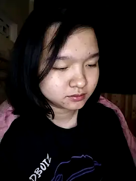 Snapshot of Thomgdee chatting on February 25, 2025, 10:26 am Thomgdee online show from February 25, 2025, 10:26 am