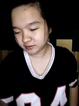 Snapshot of Thomgdee chatting on March 1, 2025, 6:24 am Thomgdee online show from March 1, 2025, 6:24 am