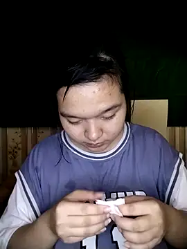 Snapshot of Thomgdee chatting on March 3, 2025, 1:31 pm Thomgdee online show from March 3, 2025, 1:31 pm