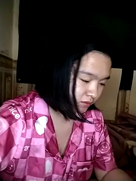 Snapshot of Thomgdee chatting on March 5, 2025, 10:22 am Thomgdee online show from March 5, 2025, 10:22 am