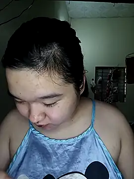 Snapshot of Thomgdee chatting on September 22, 2025, 12:34 am Thomgdee online show from September 22, 2025, 12:34 am