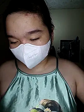 Snapshot of Thomgdee chatting on September 23, 2025, 12:46 am Thomgdee online show from September 23, 2025, 12:46 am