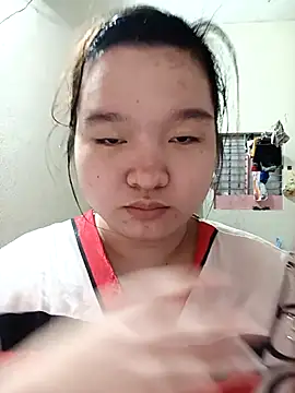 Snapshot of Thomgdee chatting on October 23, 2025, 1:27 am Thomgdee online show from October 23, 2025, 1:27 am