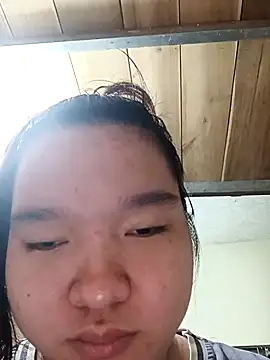 Snapshot of Thomgdee chatting on October 24, 2025, 1:03 am Thomgdee online show from October 24, 2025, 1:03 am