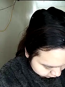 Snapshot of Thomgdee chatting on November 28, 2025, 1:52 am Thomgdee online show from November 28, 2025, 1:52 am