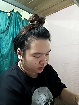 Thomgdee online show from April 2, 2026, 1:58 am