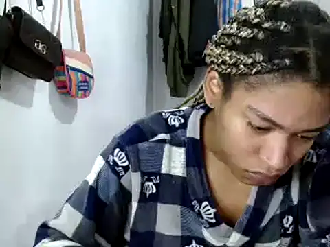 miriam775 online show from February 22, 2025, 1:02 pm