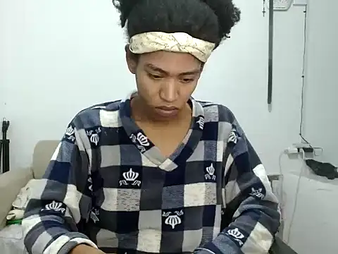 miriam775 online show from September 23, 2025, 10:40 am