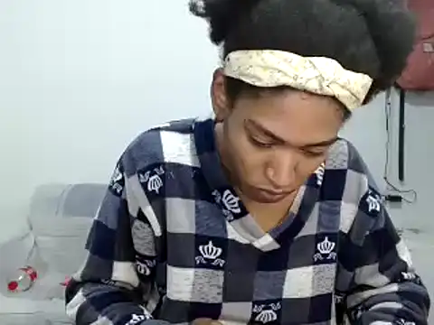 miriam775 online show from October 15, 2025, 3:56 pm