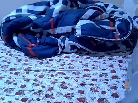 Snapshot of Just_Karu chatting on March 5, 2026, 4:14 pm Just Karu online show from March 5, 2026, 4:14 pm