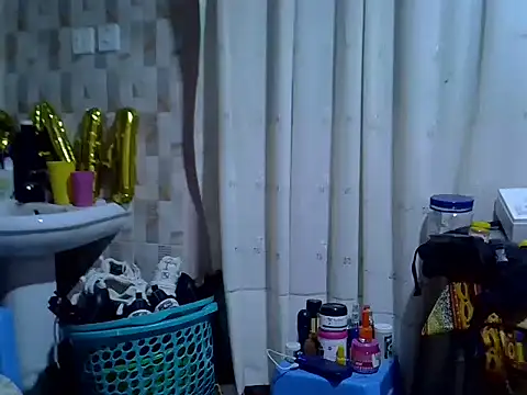 Snapshot of Just_Karu chatting on April 10, 2026, 9:41 pm Just Karu online show from April 10, 2026, 9:41 pm