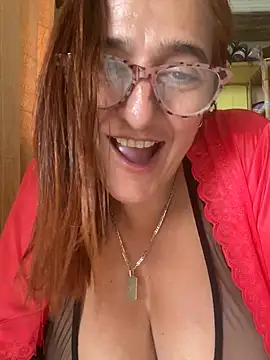 anastasia and jordan online show from February 13, 2025, 9:41 am