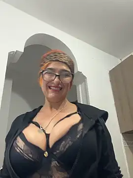 anastasia and jordan online show from April 24, 2026, 7:22 am