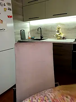 Snapshot of Cute_Hot_Alice chatting on January 4, 2025, 9:20 pm Cute Hot Alice online show from January 4, 2025, 9:20 pm