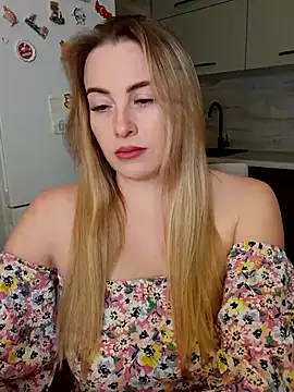 Snapshot of Cute_Hot_Alice chatting on February 26, 2025, 8:22 pm Cute Hot Alice online show from February 26, 2025, 8:22 pm