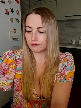 Snapshot of Cute_Hot_Alice chatting on March 8, 2025, 12:22 am Cute Hot Alice online show from March 8, 2025, 12:22 am