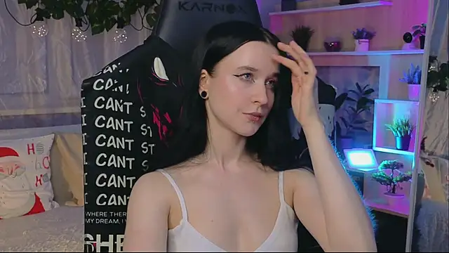 KiraLiLime online show from February 26, 2025, 7:27 pm