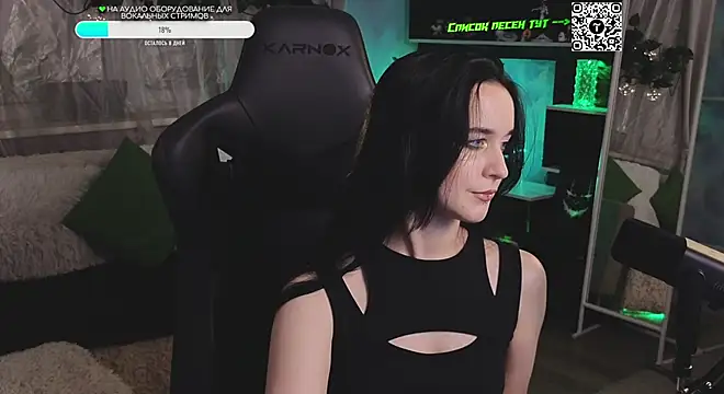 KiraLiLime online show from September 21, 2025, 12:12 am