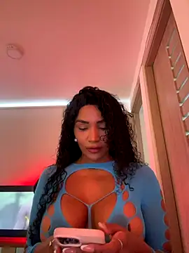 Jessie-pradoo online show from November 3, 2025, 8:21 pm